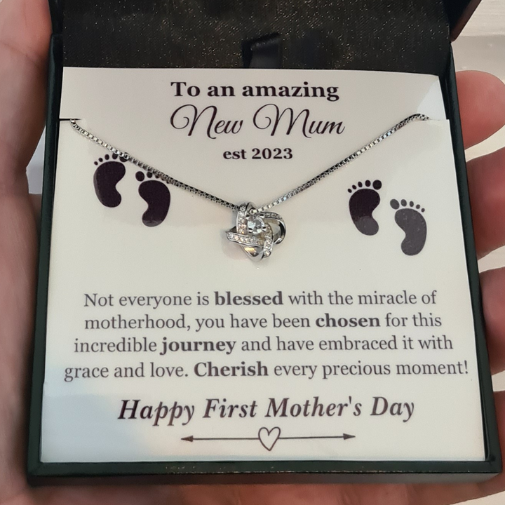 To An Amazing New Mum - Happy Mother's Day Loveknot Necklace